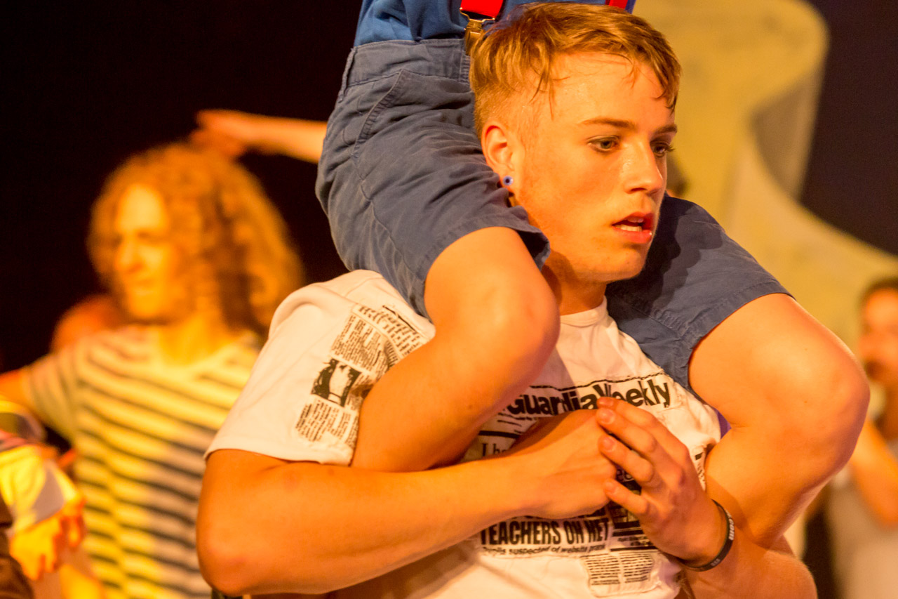 20150515194125 94898