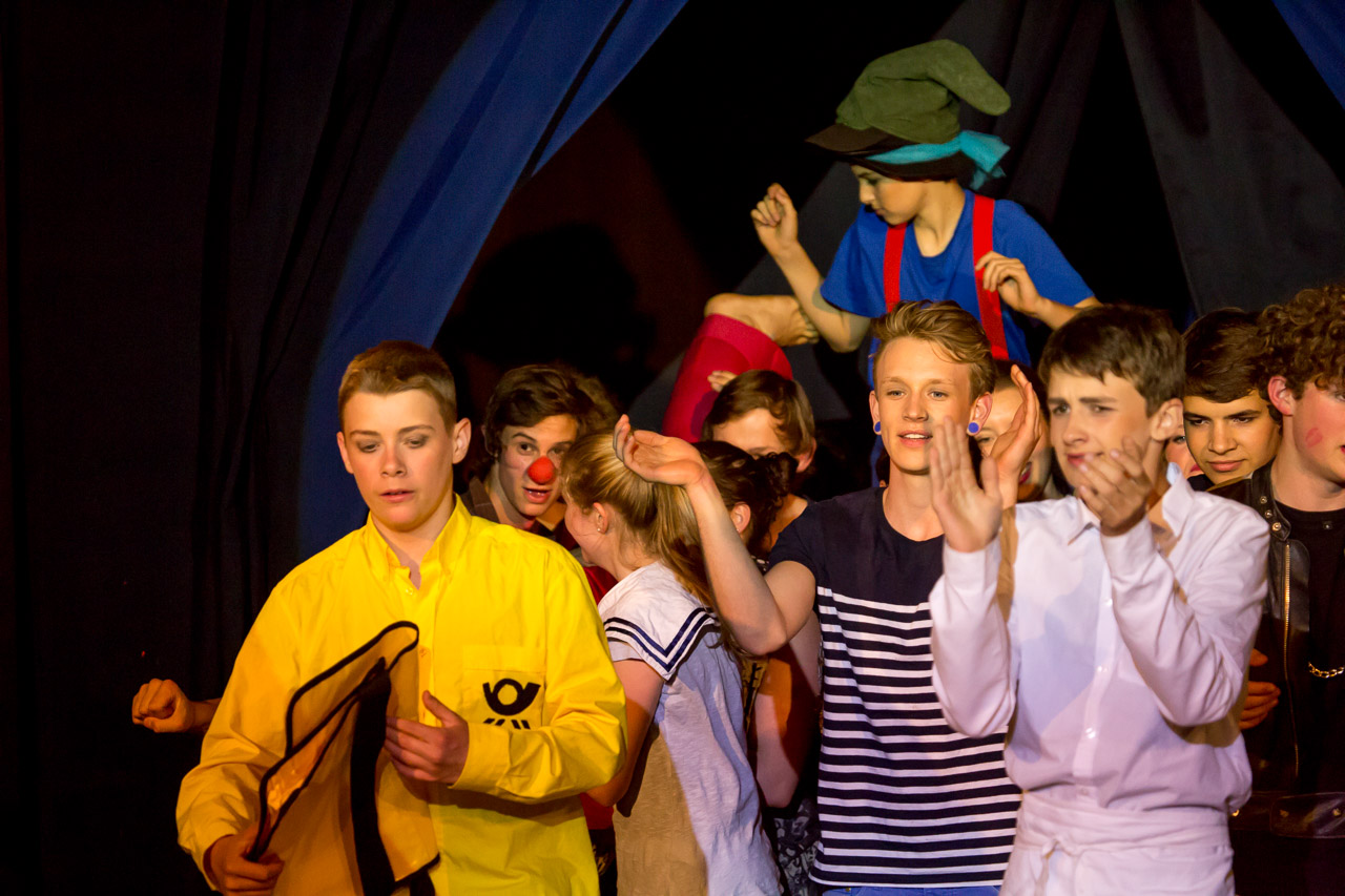 20150515194201 94903