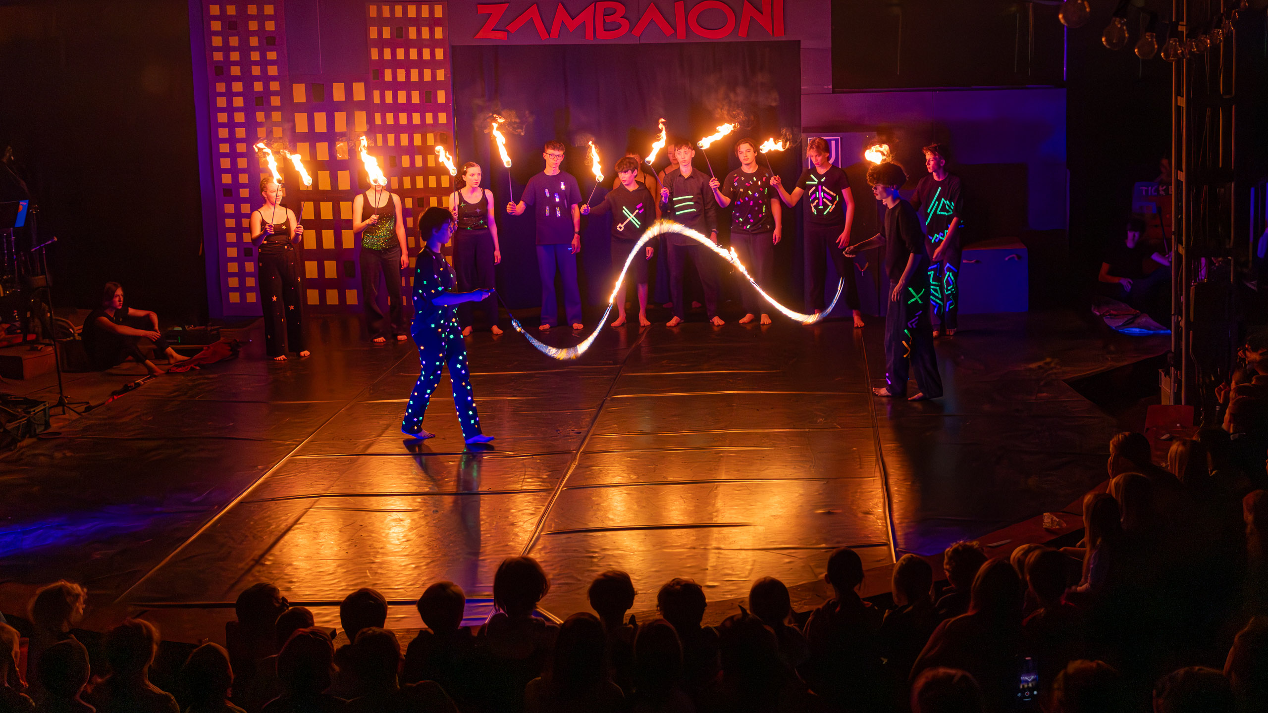 20250529120934 R5D 3244 e