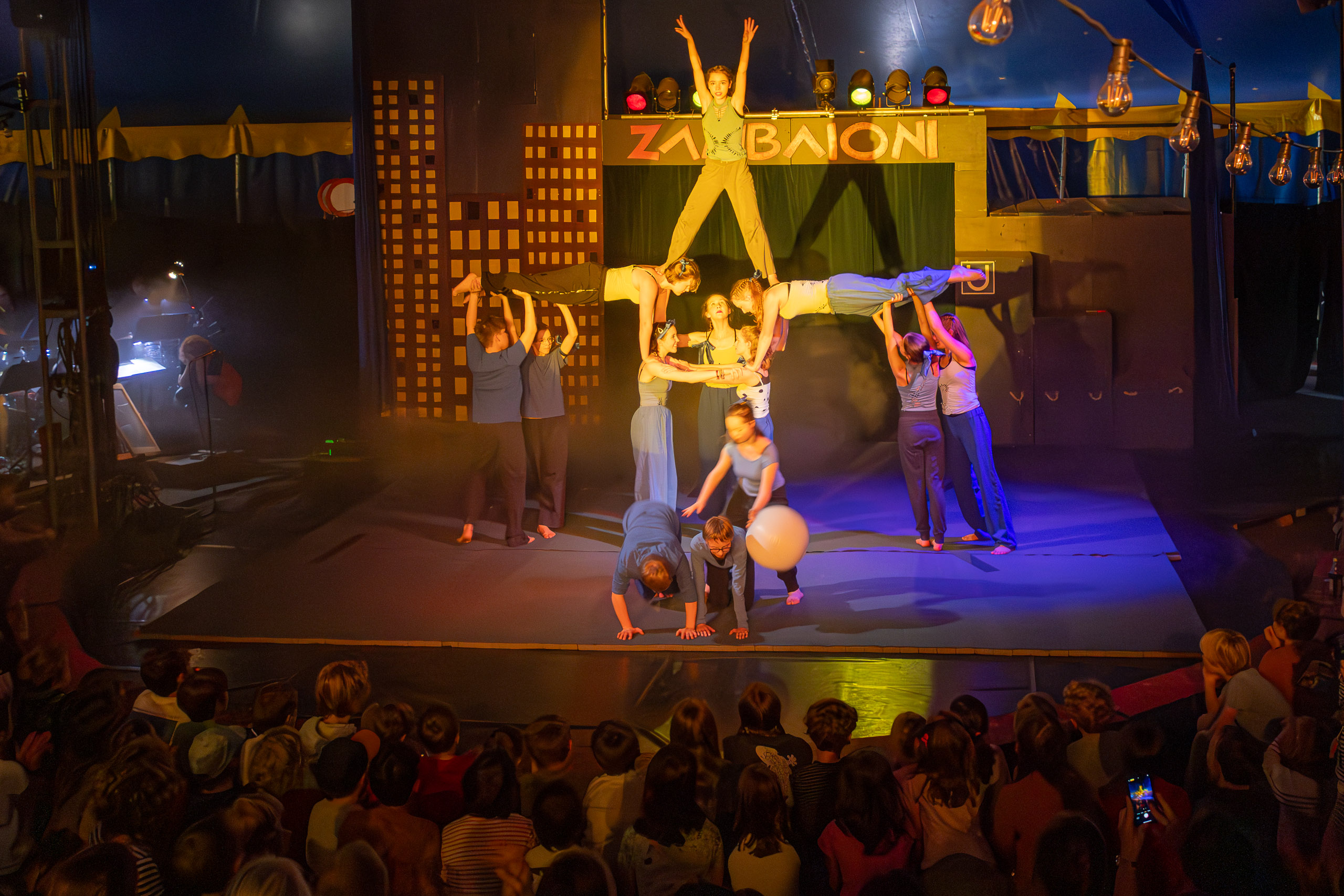 20250529130443 R5D 3605 e