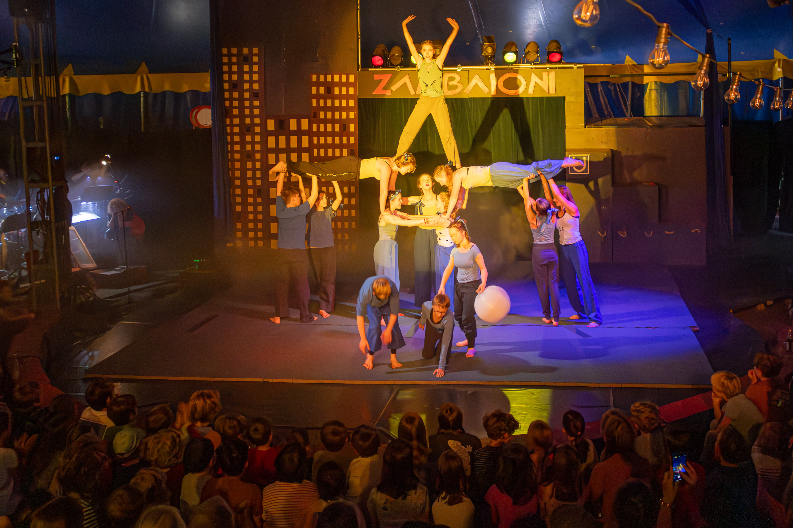 20250529130444 R5D 3607 e